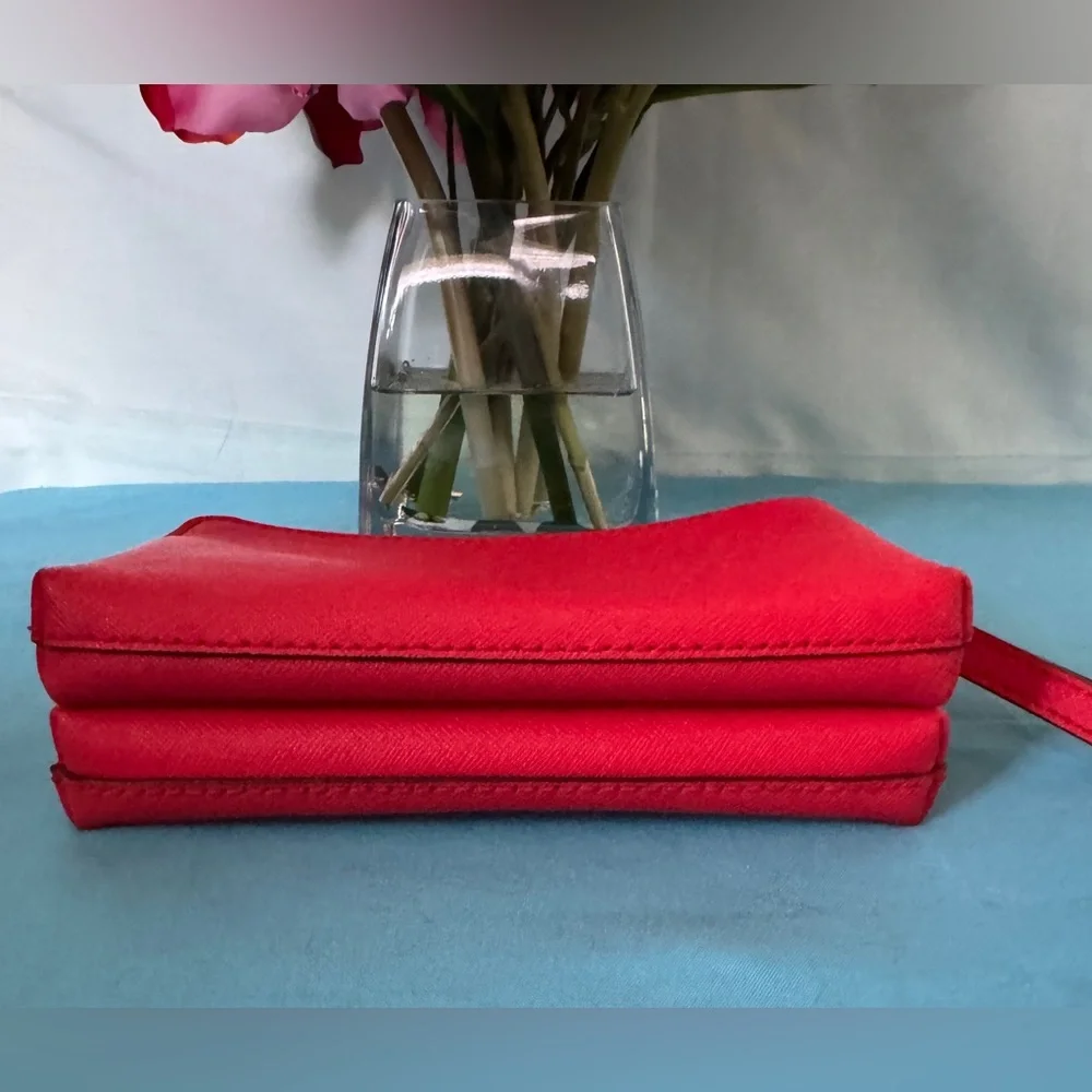 Michael Kors like new double zip large jet set saffiano wristlet - Picture 3 of 6